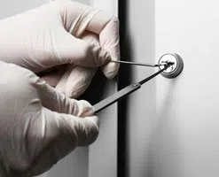 Lock Key Store Woodinville, WA 425-749-3862 - 14-Eviction-Locksmith